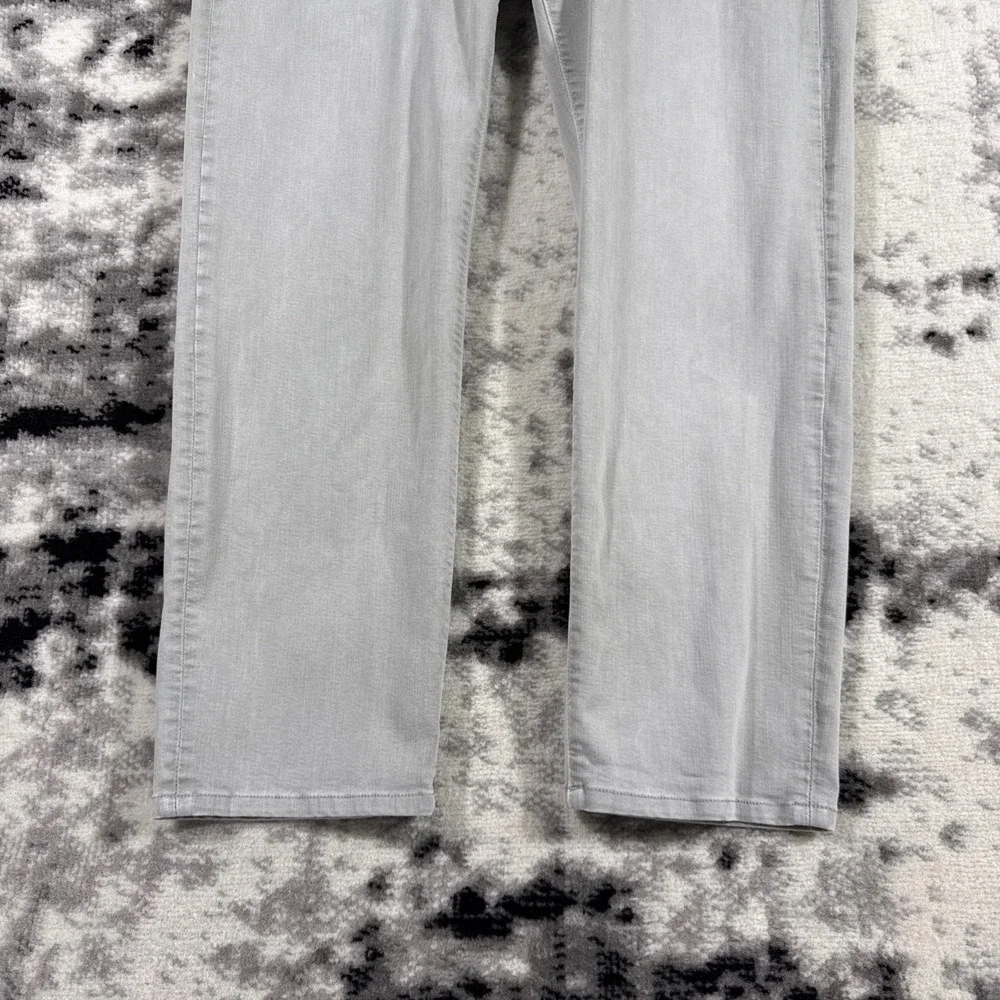 34 Heritage Courage Mid Rise Straight‎ Leg Mens 38x27 Jeans Light Grey